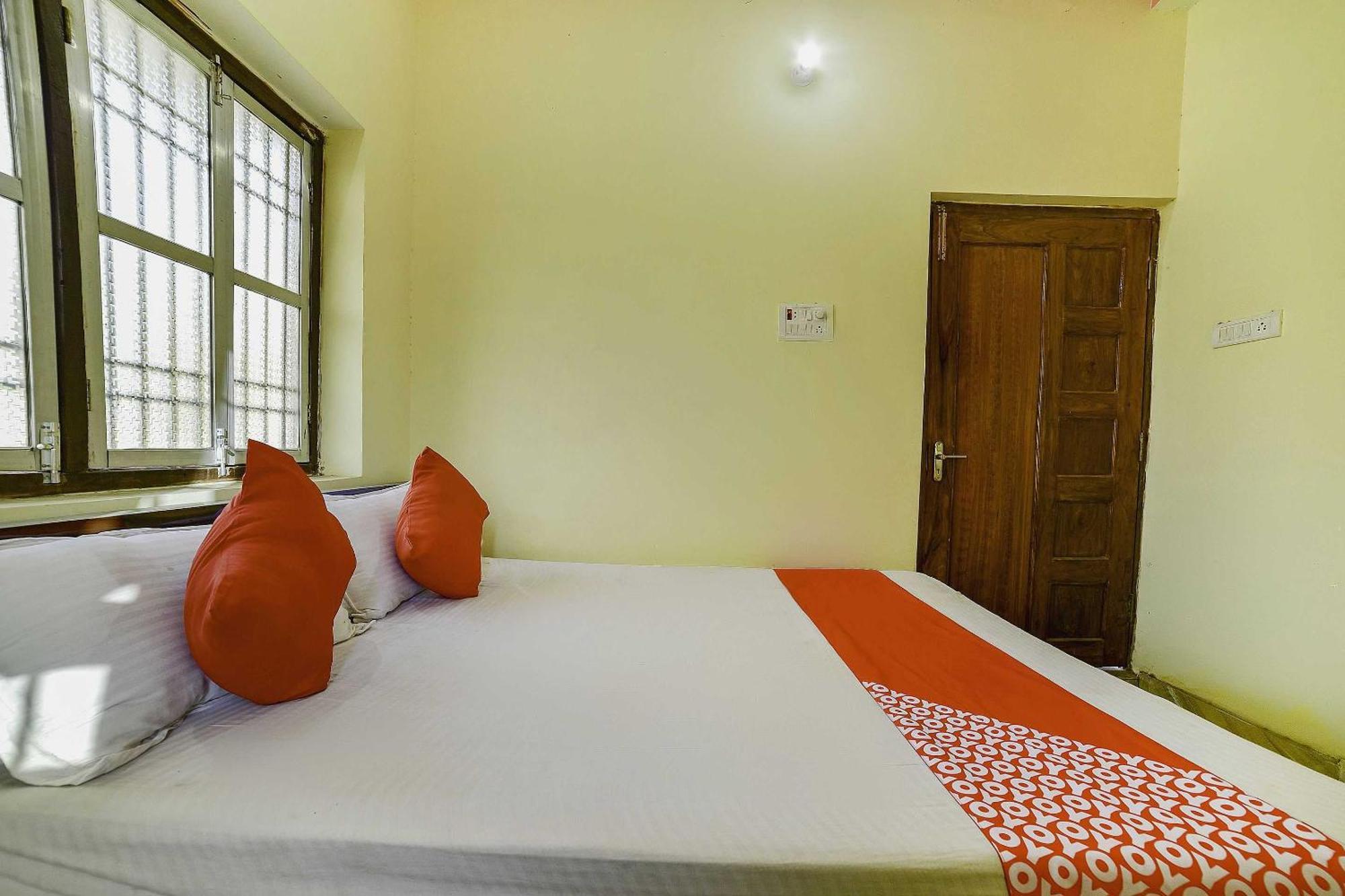 Oyo Flagship Ashoka Guest House Bihta エクステリア 写真