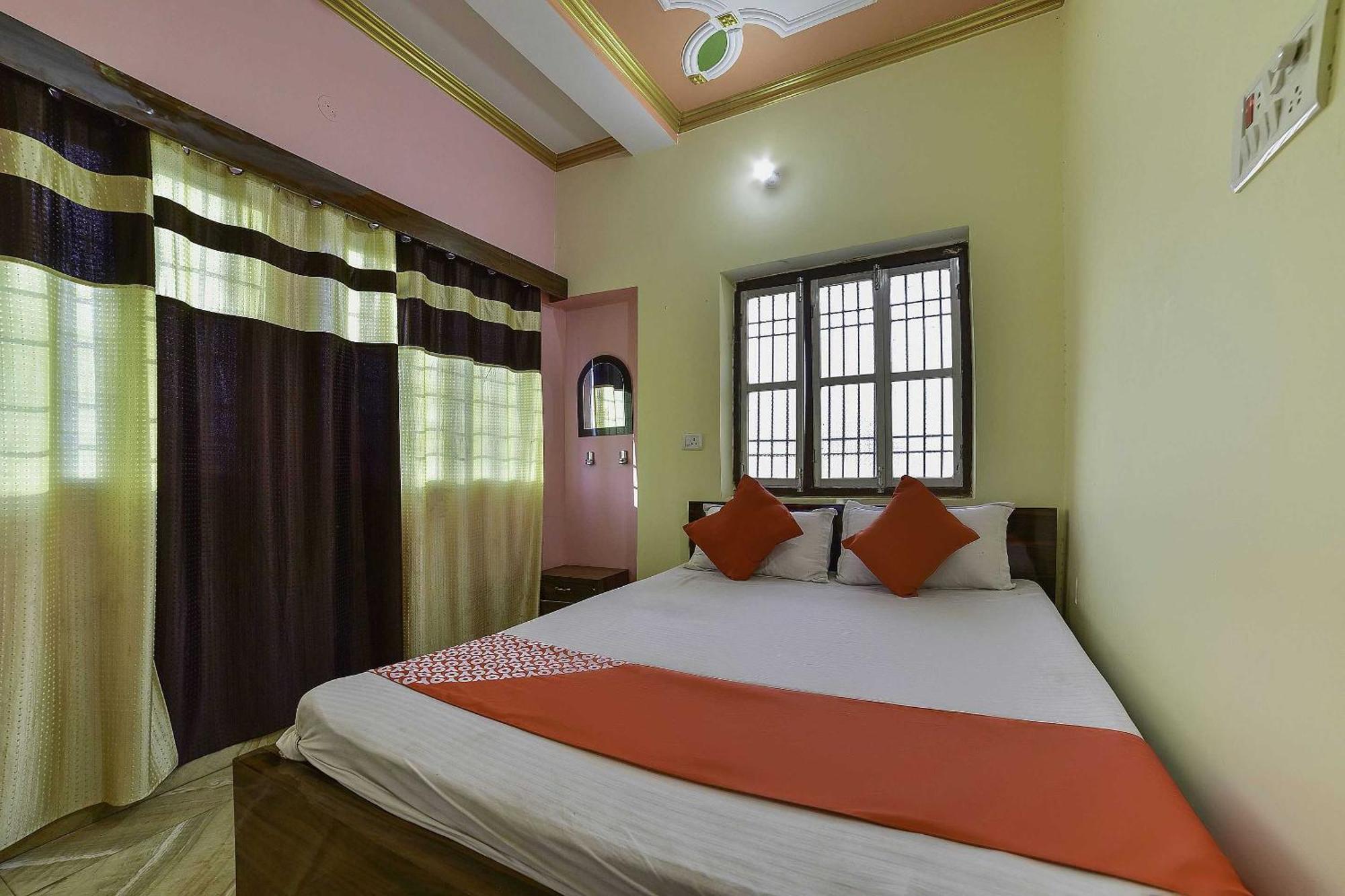 Oyo Flagship Ashoka Guest House Bihta エクステリア 写真